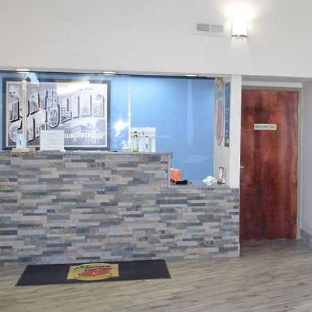 Super 8 By Wyndham Huntersville/Charlotte Area Ngoại thất bức ảnh